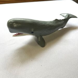 Safari Ltd Vintage 1998 Sperm Whale 8 Inch Ocean Wildlife Plastic Figure